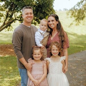 Meet your Posher, Alaina